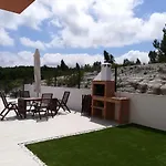 Dalagoa Charm Pool בית נופש *