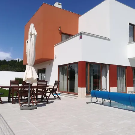 Dalagoa Charm Pool Feriehus