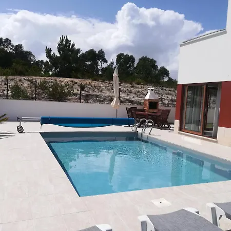 Dalagoa Charm Pool *