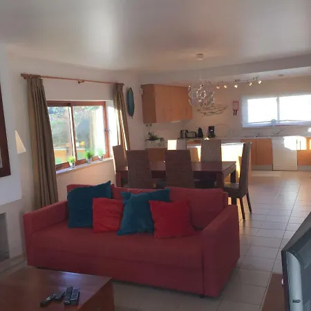 Feriehus Dalagoa Charm Pool *