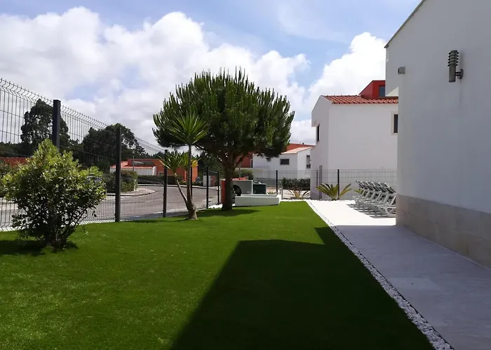 Dalagoa Charm Pool * Vau (Obidos)